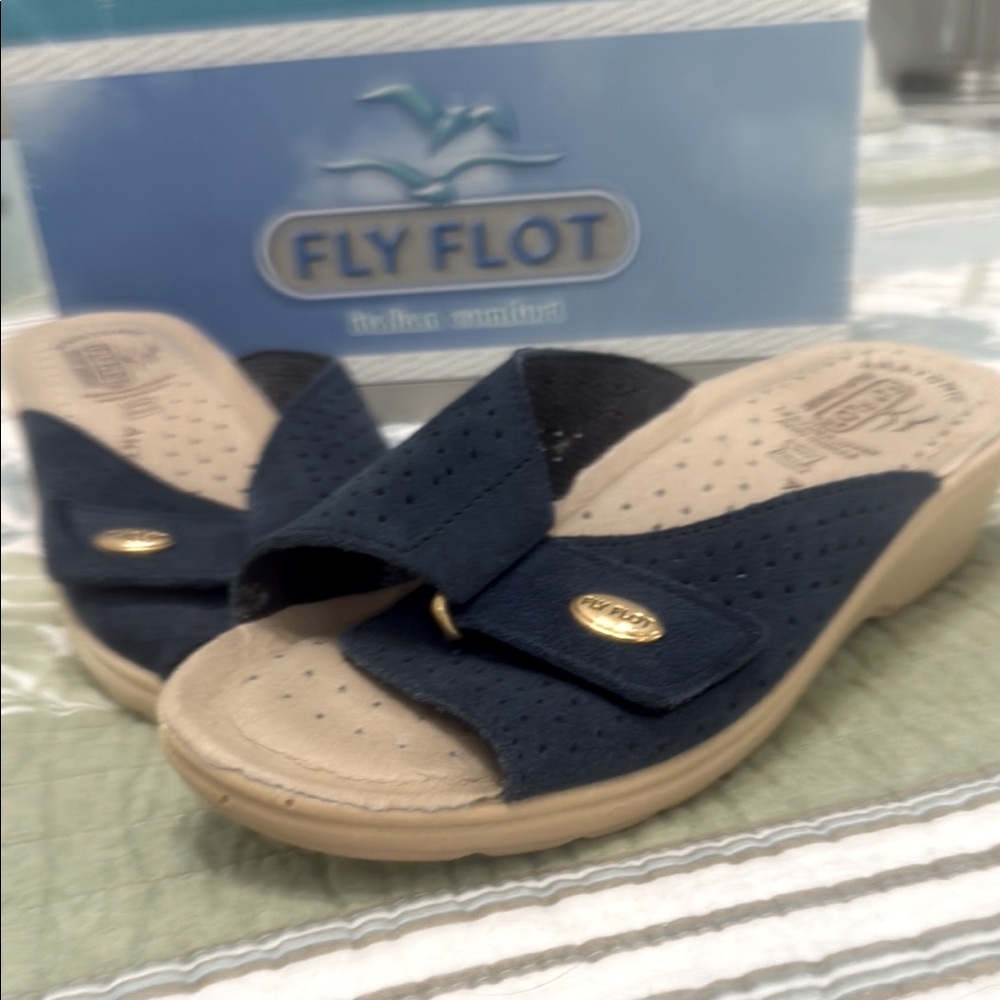 Fly Flot navy blue comfort sandals